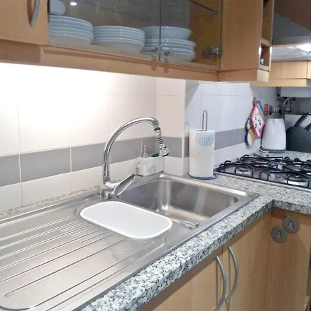 Apartment Garden's *