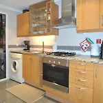 Garden's Apartment *